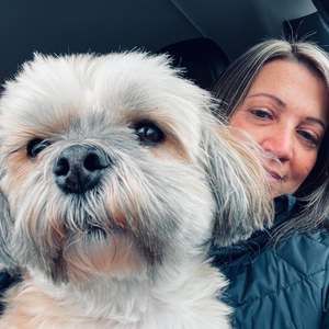 Meet your Posher, Debbie